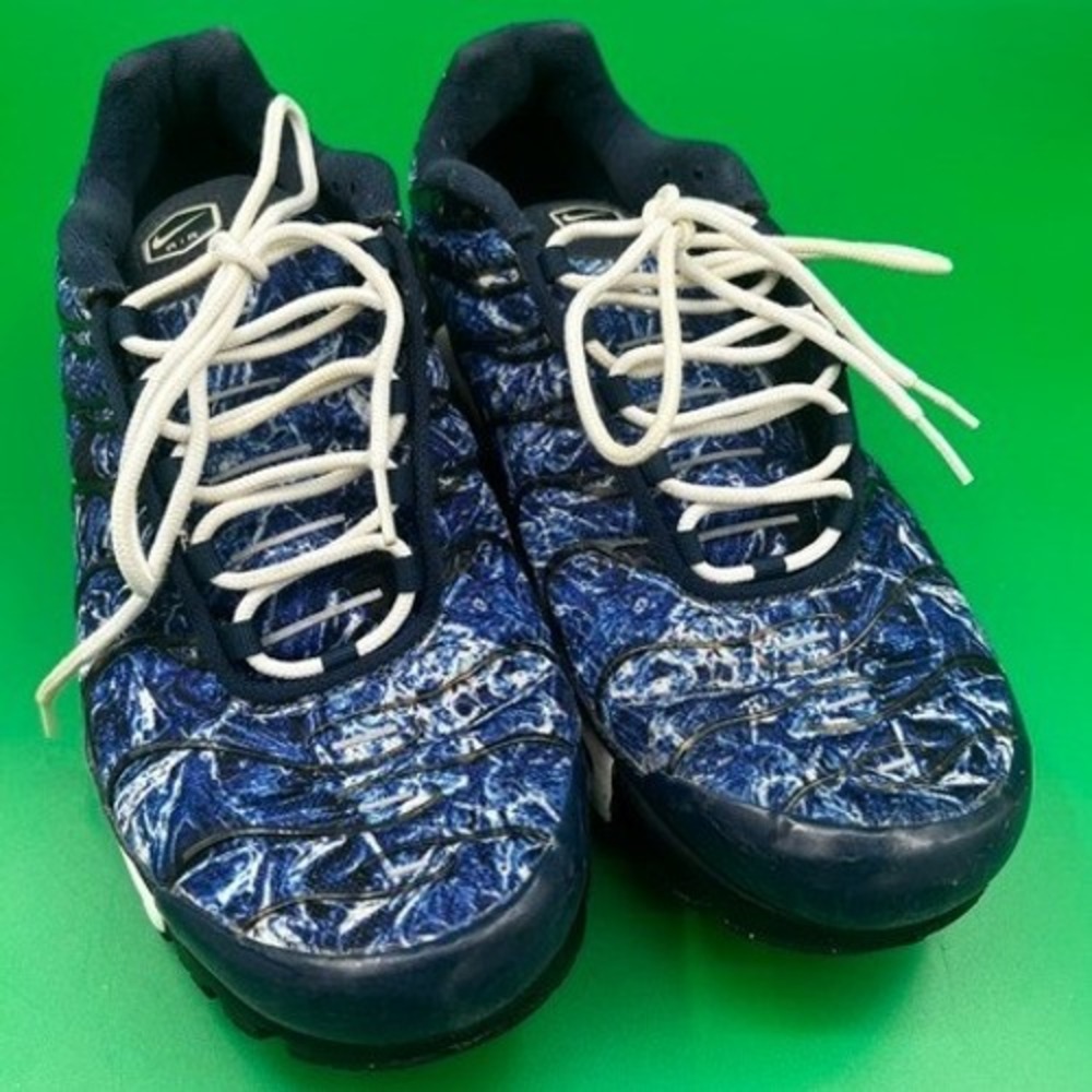 Nike Air Max Plus TN Mens 10.5 Blue White Cracked Ice DO6384-400 Sneakers